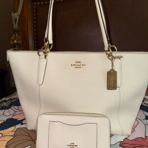 Coach Ivory Tote Bag with Gold Accents with matching Wallet